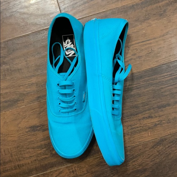 Vans - Picture 4 of 4